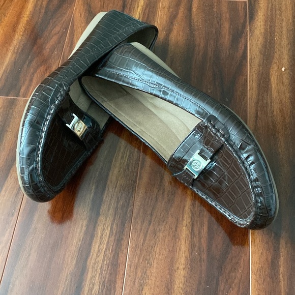 GIANI BERNINI Dailyn Memory Foam Loafers 9.5M Q-13 - Picture 5 of 6